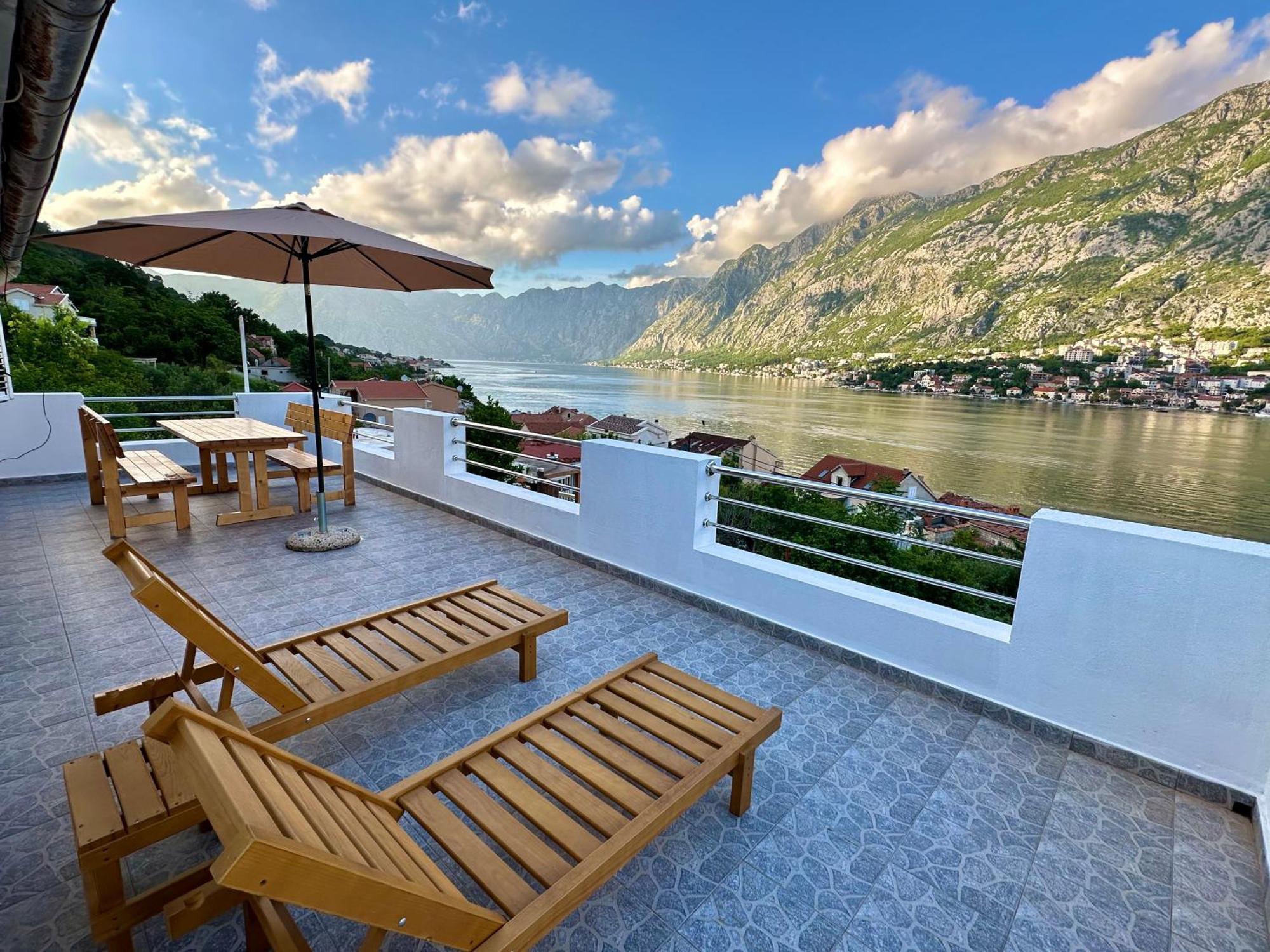 Villa House With Big Terrace And Beautiful Sea View Kotor Exterior foto
